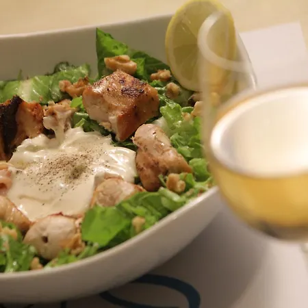 Eleonas Bohotel شقة فندقية