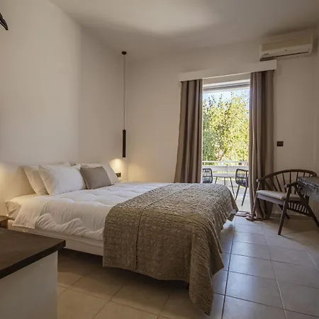 Bohotel Eleonas 4*